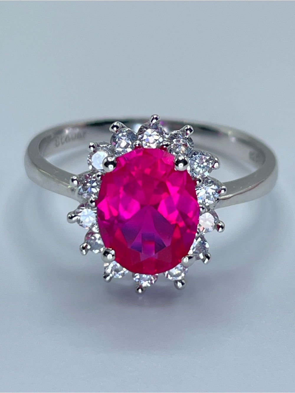 Stunning Stauer 925 Sterling Silver Ruby Oval Halo Ring Size 8